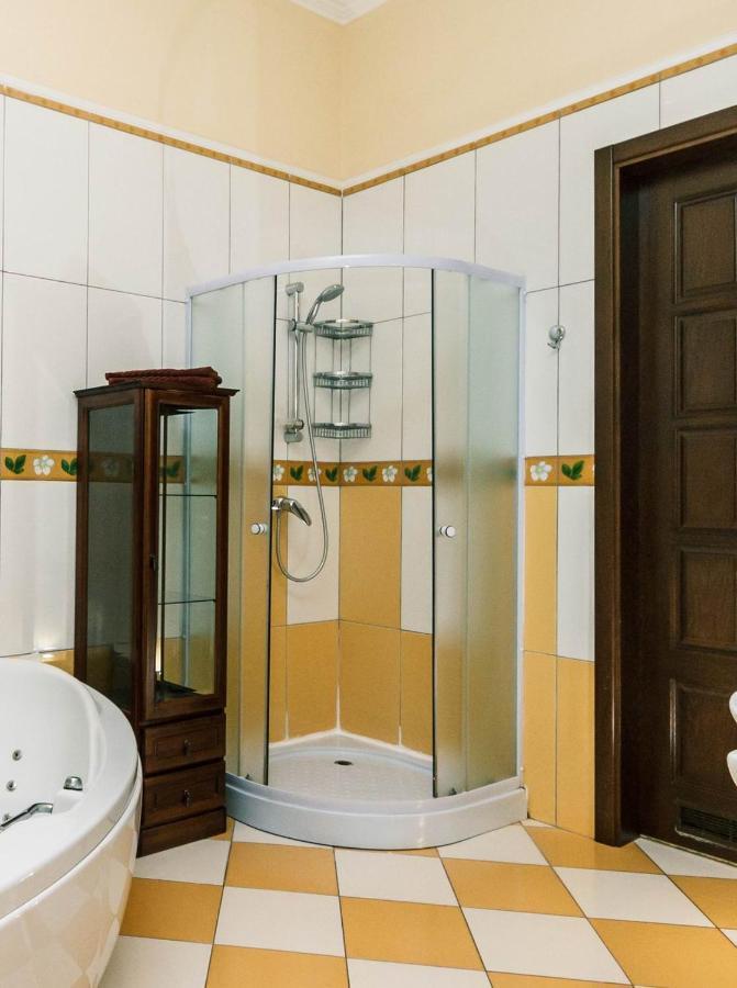 Apartament On Independence Square Kiev Ngoại thất bức ảnh