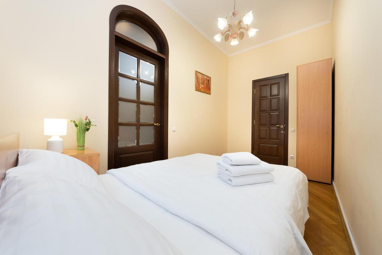 Apartament On Independence Square Kiev Ngoại thất bức ảnh
