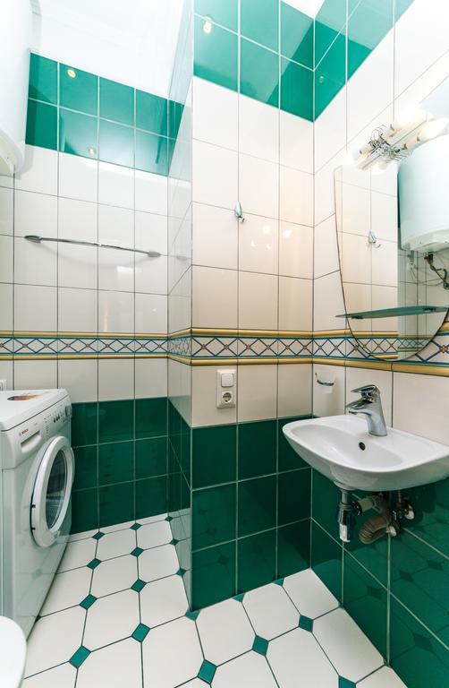 Apartament On Independence Square Kiev Ngoại thất bức ảnh